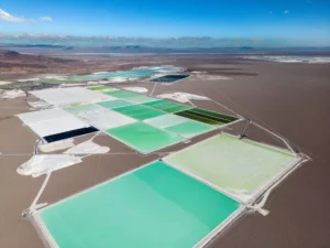 Chile busca ejecutar nuevos proyectos de extracción de litio